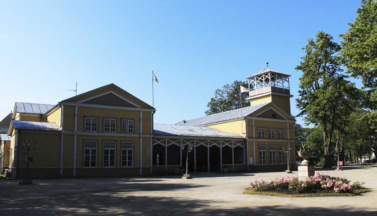 kuressaare kuursaal