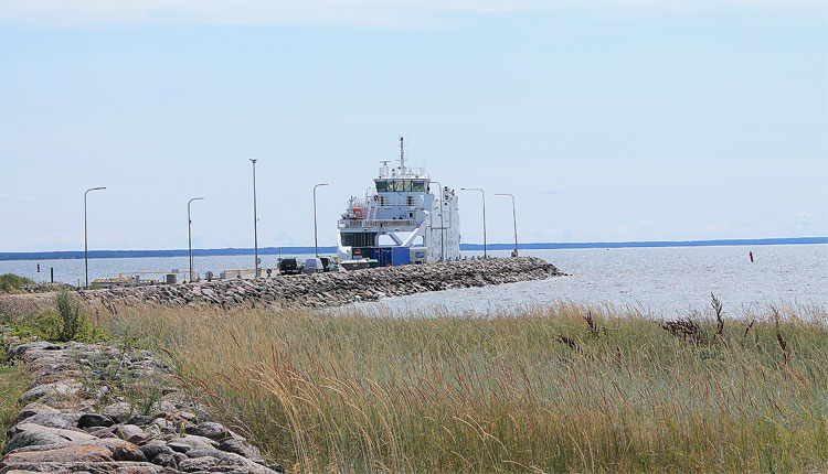 hiiumaa sõru sadam